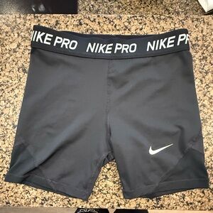 Nike Pro Black Shorts YXL